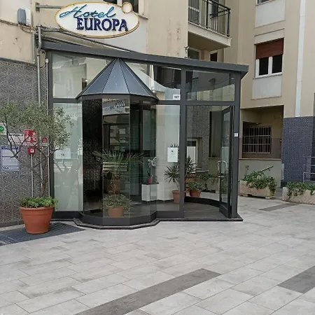Europa Szálloda *